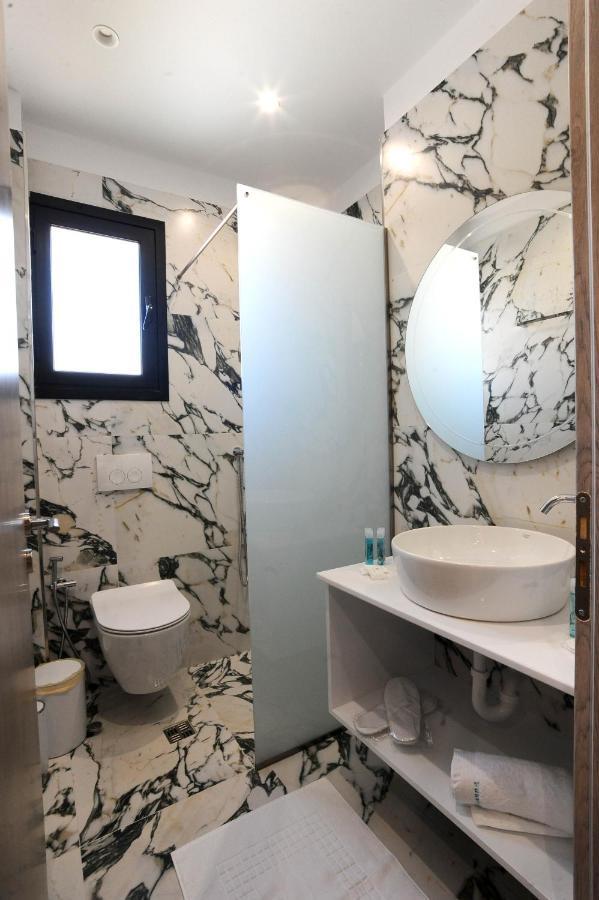 Afrodite Suites Saranda Kültér fotó