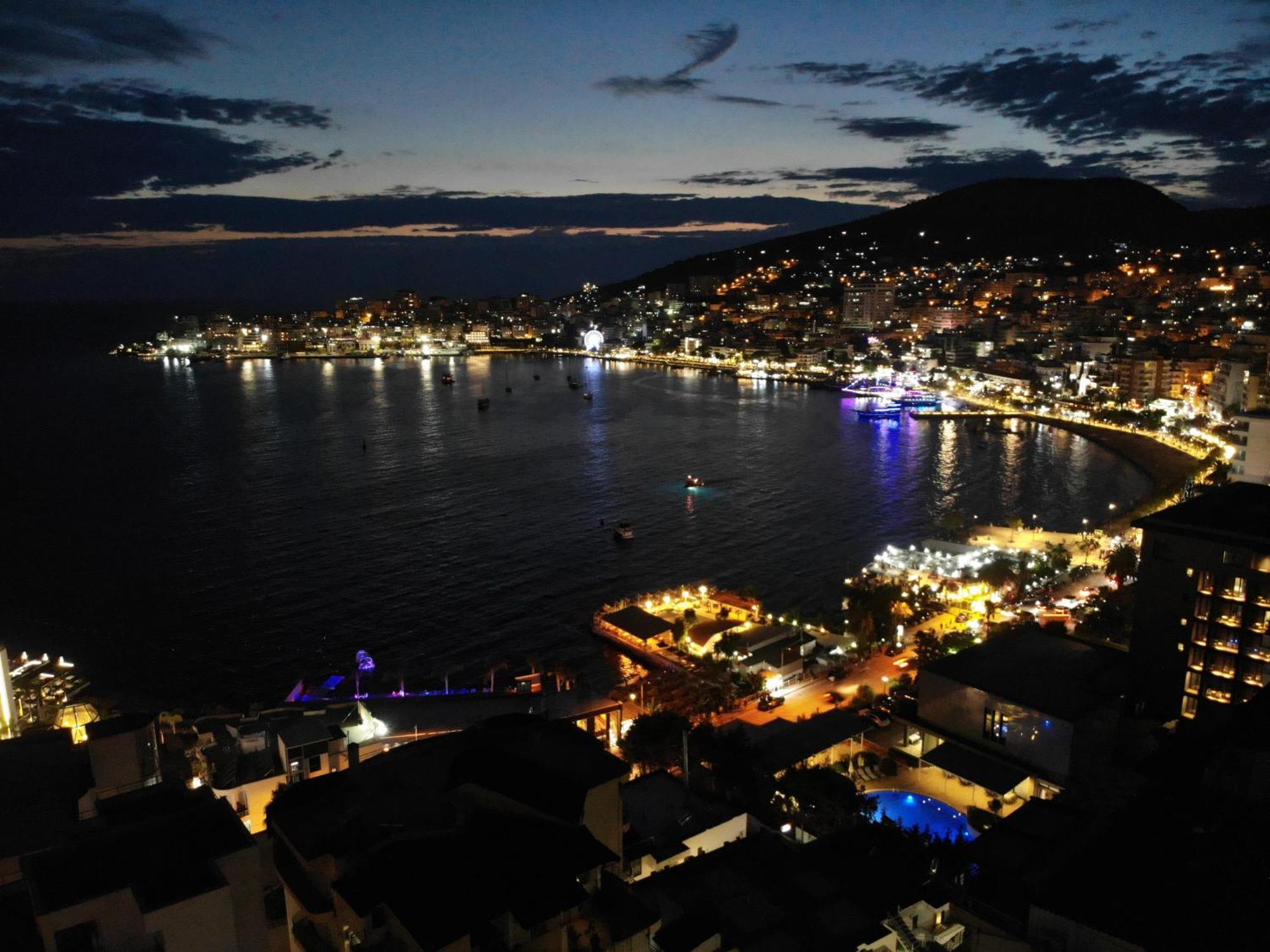 Afrodite Suites Saranda Kültér fotó